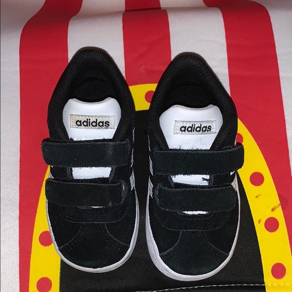 Adidas sneakers - Picture 2 of 3